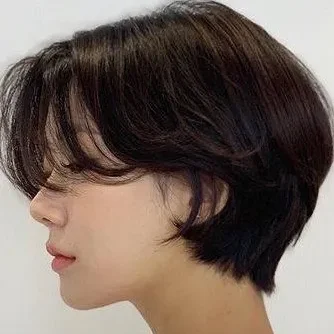 Pixie Cut pada Cewek Muda: Gaya Berani untuk Lawan Rasa Minder